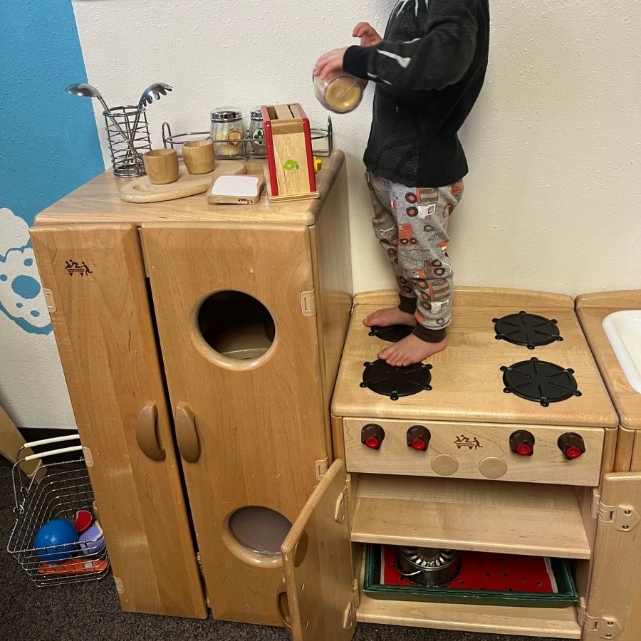 Toddler climbing toy kitchen